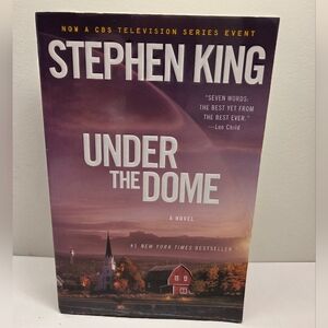 Stephen King Under the Dome Soft Cover